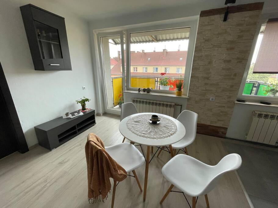 Sunny Apartment In Silesia 첼라드즈 외부 사진