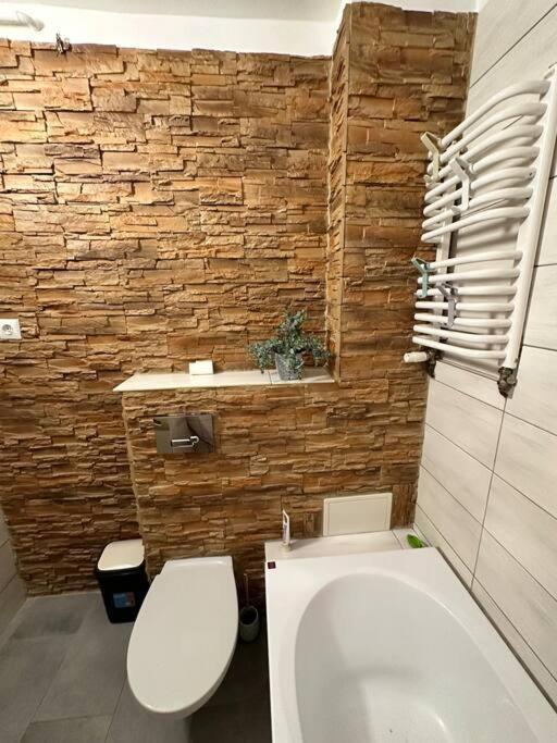 Sunny Apartment In Silesia 첼라드즈 외부 사진