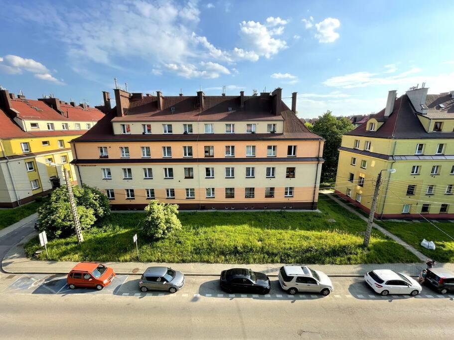 Sunny Apartment In Silesia 첼라드즈 외부 사진